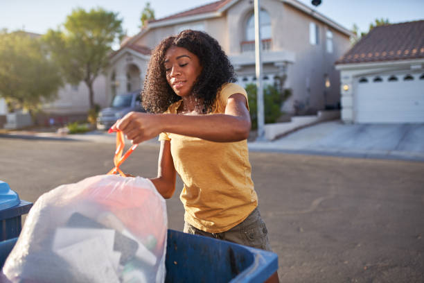 Best Construction Debris Removal  in Oakland, OR